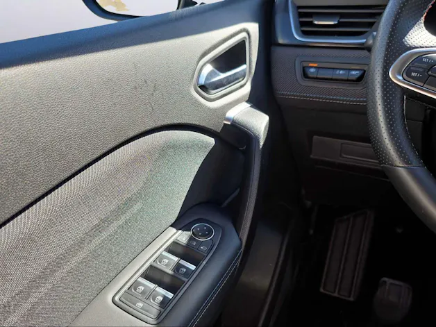 RENAULT Captur 1.3 TCe 160 esprit Alpine EDC