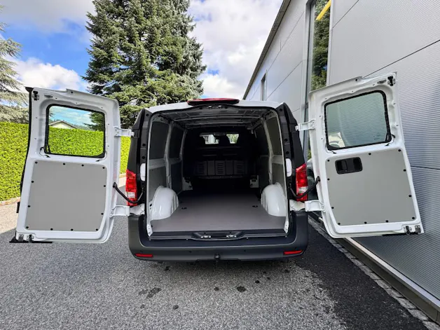 MERCEDES-BENZ Vito 114 CDI 4x4 Kasten Pro lang