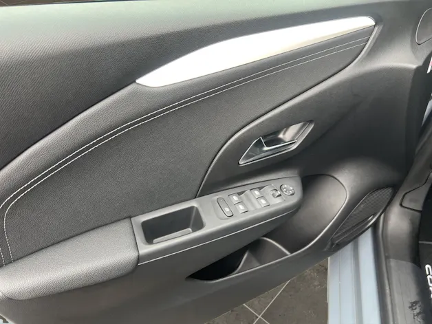 OPEL Corsa 1.2 T Hybrid Viva