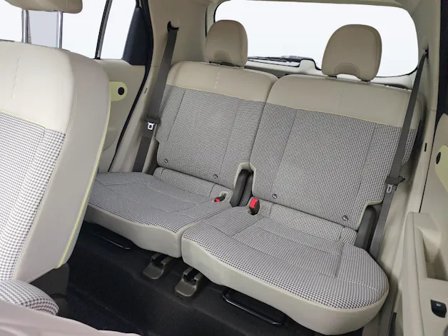 HYUNDAI Inster 49 kWh Electric Amplia
