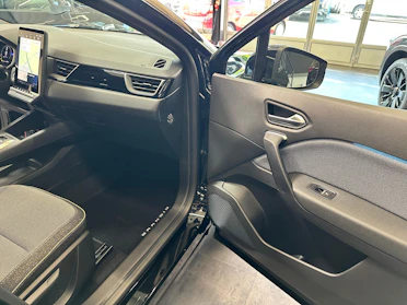 MITSUBISHI GRANDIS 37