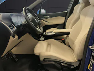 BMW 2er Reihe U06 Active Tourer 225e xDrive paddles