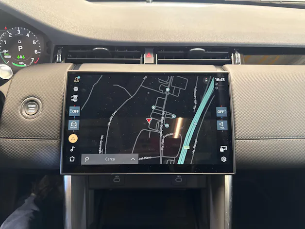 Land Rover Discovery Sport 1.5 T 270e Dynamic S - Ruote invernali incluse