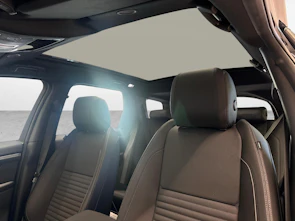 Fahrzeugbild LAND ROVER Discovery Sport 1.5 T 270e Dynamic S - Ruote invernali incluse