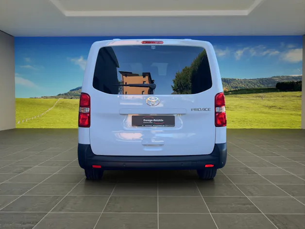 Toyota PROACE Verso L2 2.2 D Comfort