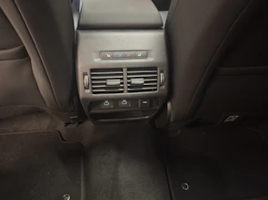 immagine del veicolo LAND ROVER Discovery Sport 1.5 T 270e Landmark