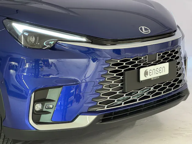 Lexus LBX 1.5 Hybrid Cool AWD