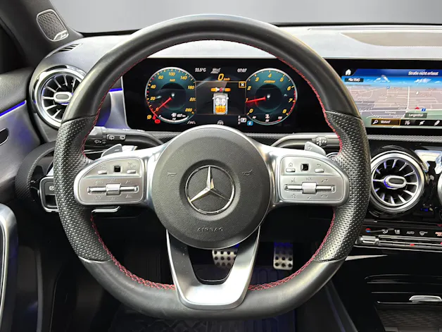 MERCEDES-BENZ A 250 AMG Line 4m