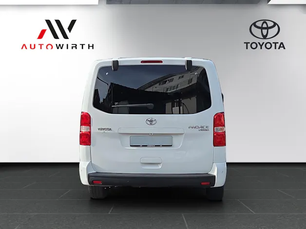 Toyota PROACE Verso L2 2.0 D Shuttle