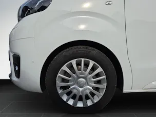 Toyota PROACE Verso L2 2.0 D Shuttle