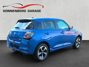 Suzuki Swift 1.2 Sakura Top Hybrid 4x4