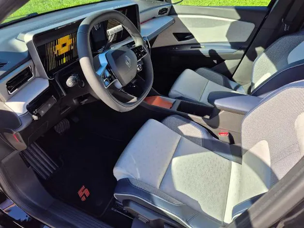 RENAULT R5 E-Tech Comfort Range Roland Garros