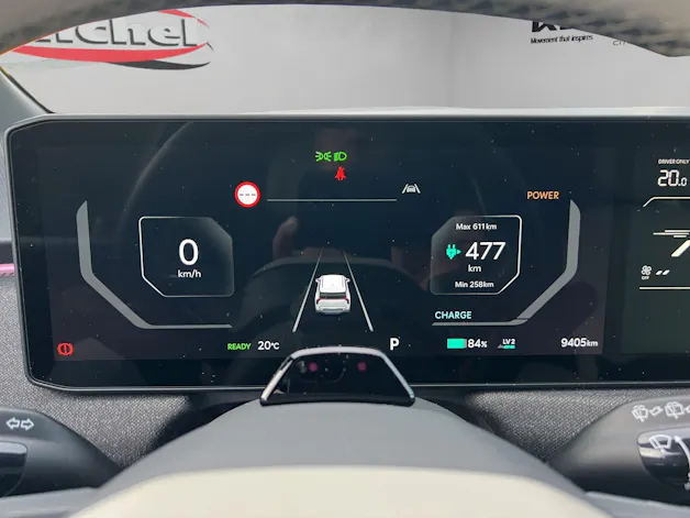 Kia EV3 81 kWh GT-Line / top-Ausstattung / Winterräder / Glasschiebedach / 7 Jahre CH-Hersteller Garantie inkl. Assistance