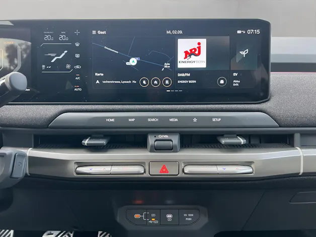 Kia EV3 81 kWh GT-Line / top-Ausstattung / Winterräder / Glasschiebedach / 7 Jahre CH-Hersteller Garantie inkl. Assistance
