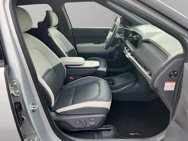 Kia EV3 81 kWh GT-Line / top-Ausstattung / Winterräder / Glasschiebedach / 7 Jahre CH-Hersteller Garantie inkl. Assistance