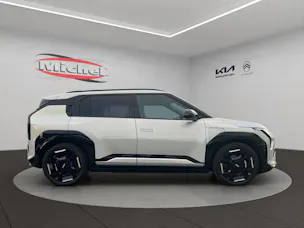 Kia EV3 81 kWh GT-Line / top-Ausstattung / Winterräder / Glasschiebedach / 7 Jahre CH-Hersteller Garantie inkl. Assistance