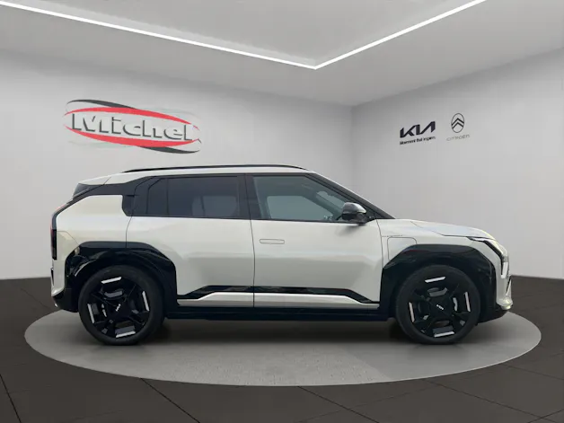 Kia EV3 81 kWh GT-Line / top-Ausstattung / Winterräder / Glasschiebedach / 7 Jahre CH-Hersteller Garantie inkl. Assistance