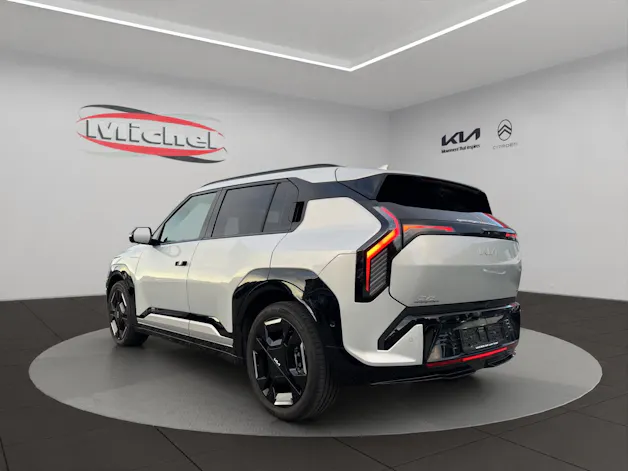 Kia EV3 81 kWh GT-Line / top-Ausstattung / Winterräder / Glasschiebedach / 7 Jahre CH-Hersteller Garantie inkl. Assistance