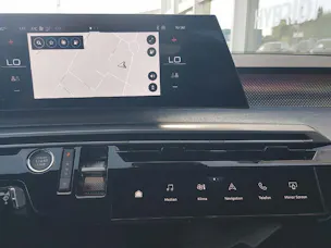 PEUGEOT 5008 1.6 PHEV GT