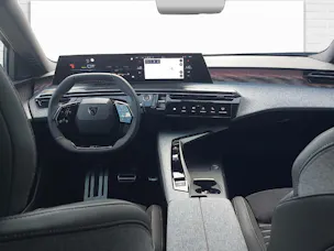PEUGEOT 5008 1.6 PHEV GT