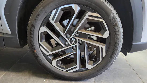HYUNDAI Tucson 1.6 T-GDi HEV Vertex Swiss Edition 4WD