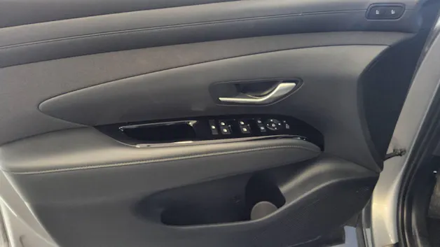 HYUNDAI Tucson 1.6 T-GDi HEV Vertex Swiss Edition 4WD