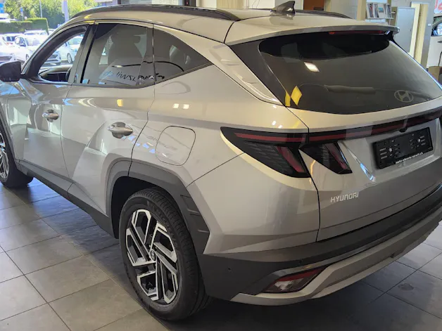 HYUNDAI Tucson 1.6 T-GDi HEV Vertex Swiss Edition 4WD