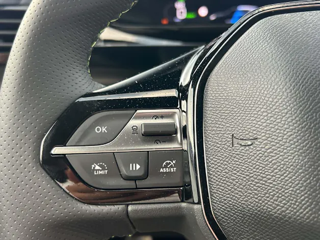 PEUGEOT 408 e-GT Exclusive