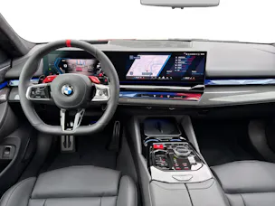 BMW M5 xDrive Touring