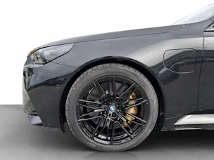 BMW M5 xDrive Touring