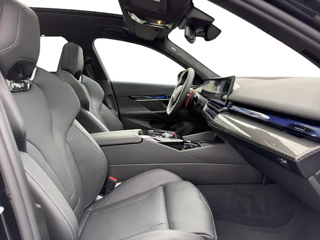 BMW M5 xDrive Touring