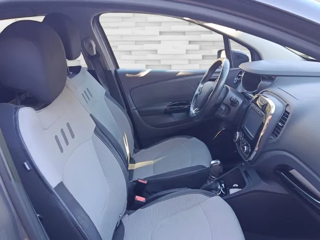 RENAULT Captur 1.2 TCe Privilege EDC S/S