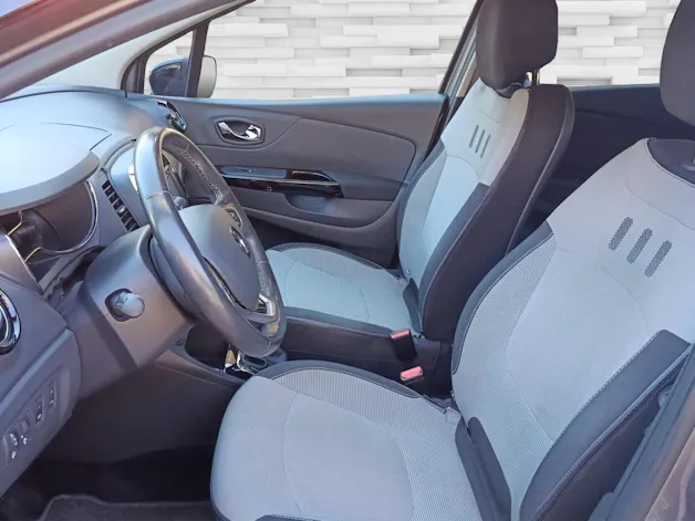 RENAULT Captur 1.2 TCe Privilege EDC S/S