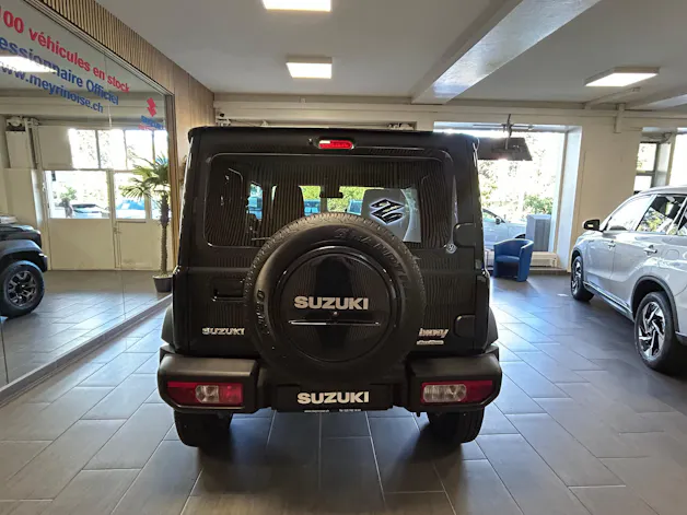 Suzuki Jimny 1.5 Compact Top Automatique 4 Place/4Platz