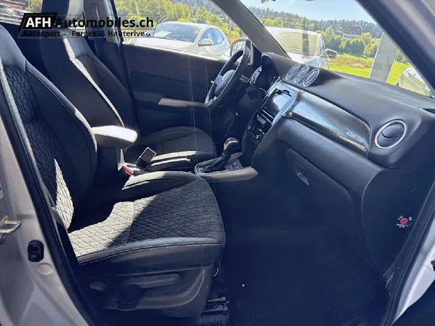 Suzuki Vitara 1.5 Compact Top Hybrid 4x4