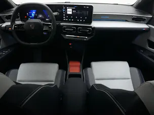 RENAULT R5 E-Tech Comfort Range Roland Garros