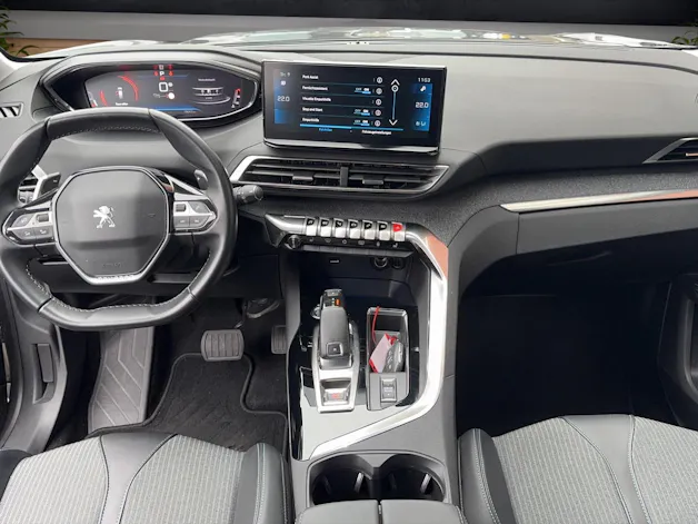 PEUGEOT 5008 1.5 HDi Allure P EAT