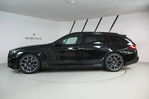 BMW M5 xDrive Touring