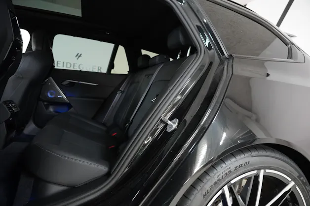 BMW M5 xDrive Touring