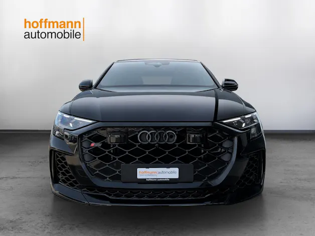AUDI RSQ8 performance quattro