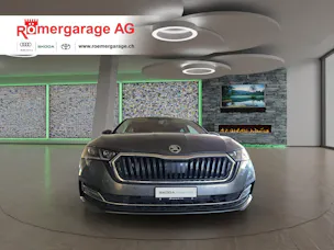 SKODA Octavia Combi 2.0 TSI Style DSG 4x4
