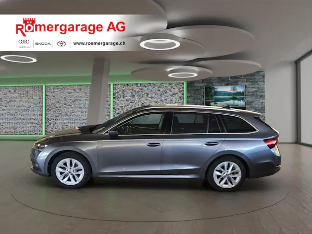 SKODA Octavia Combi 2.0 TSI Style DSG 4x4