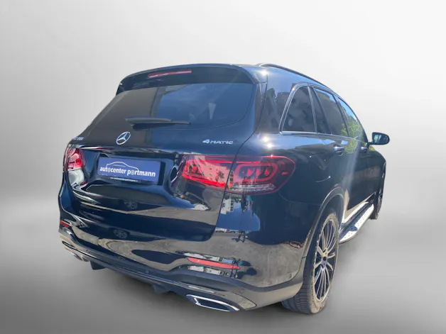 MERCEDES-BENZ GLC 300 AMG Line 4Matic 9G-Tronic