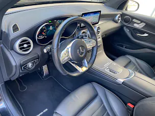 MERCEDES-BENZ GLC 300 AMG Line 4Matic 9G-Tronic