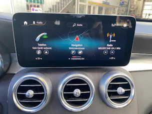 MERCEDES-BENZ GLC 300 AMG Line 4Matic 9G-Tronic