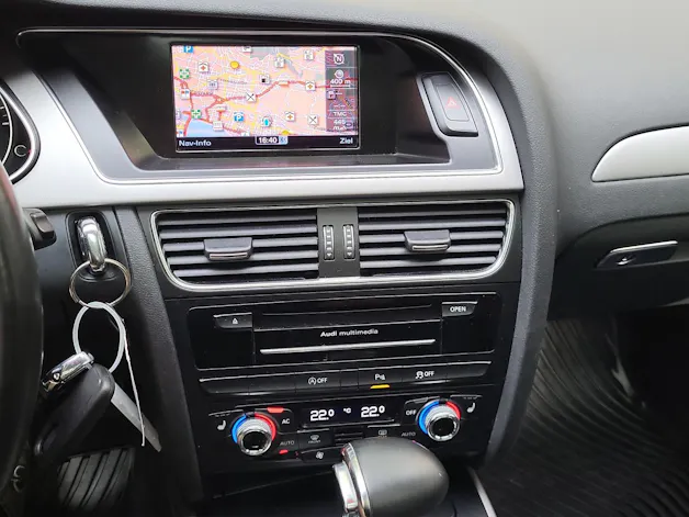 AUDI A4 Avant 2.0TDI 177PS Automat