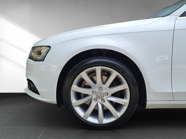 AUDI A4 Avant 2.0TDI 177PS Automat
