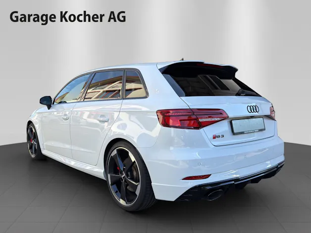 AUDI RS3 Sportback 2.5 TSI quattro S-tronic