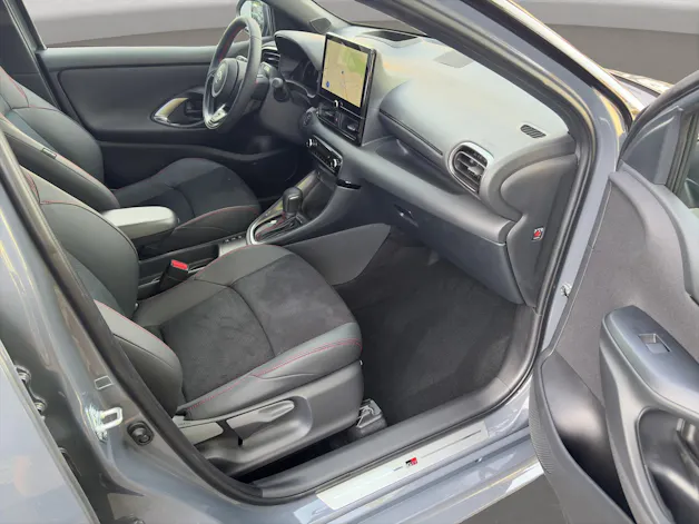 Toyota Yaris 1.5 GR Sport e-CVT