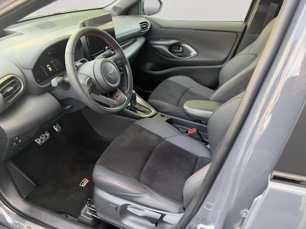 Toyota Yaris 1.5 GR Sport e-CVT